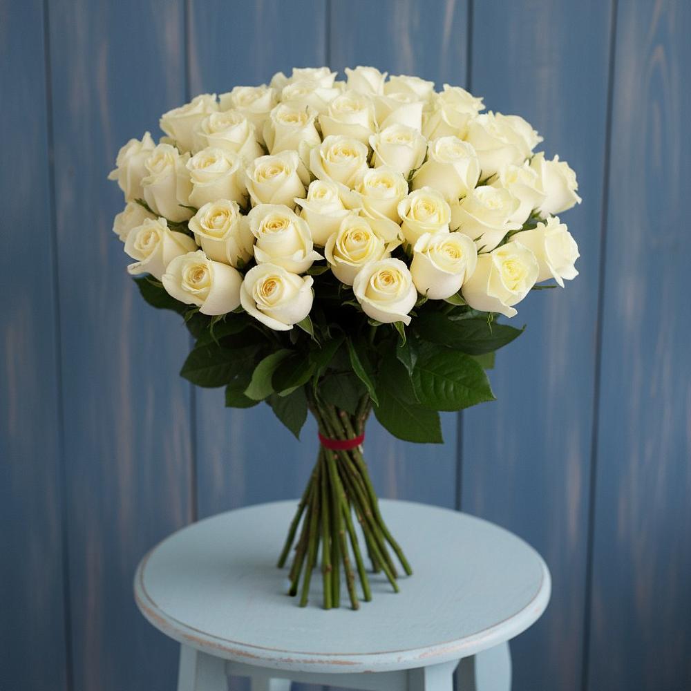 Букет 51 Белая роза Эдлесс Лав в Сандово