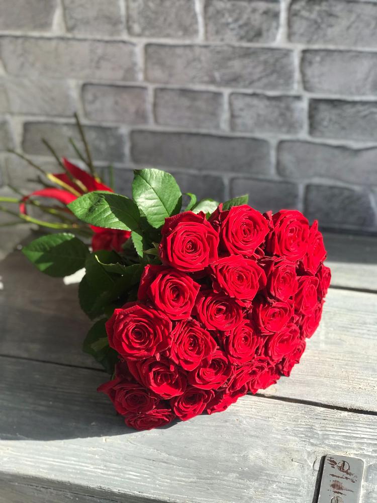 Букет Красные розы Фридом в Сандово