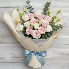 Букет цветов из:  Лизиантусы в Сандово