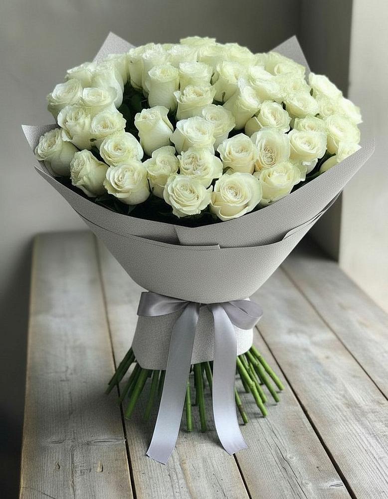 Букет 35 Белых роз в Сандово