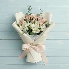 Букет цветов из:  Альстромерии в Сандово