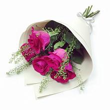 Букет цветов из:  Розы в Сандово