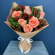 Букет цветов из:  Розы и Альстромерии в Сандово