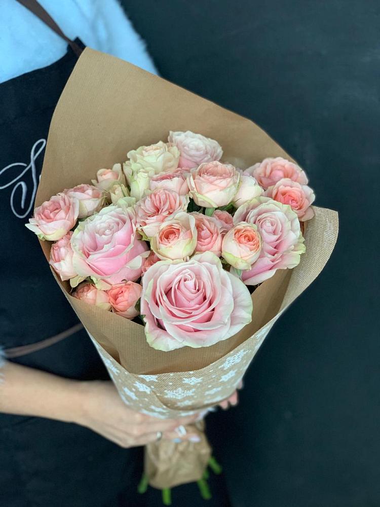 Букет цветов из: Хризантемы и Розы в Сандово