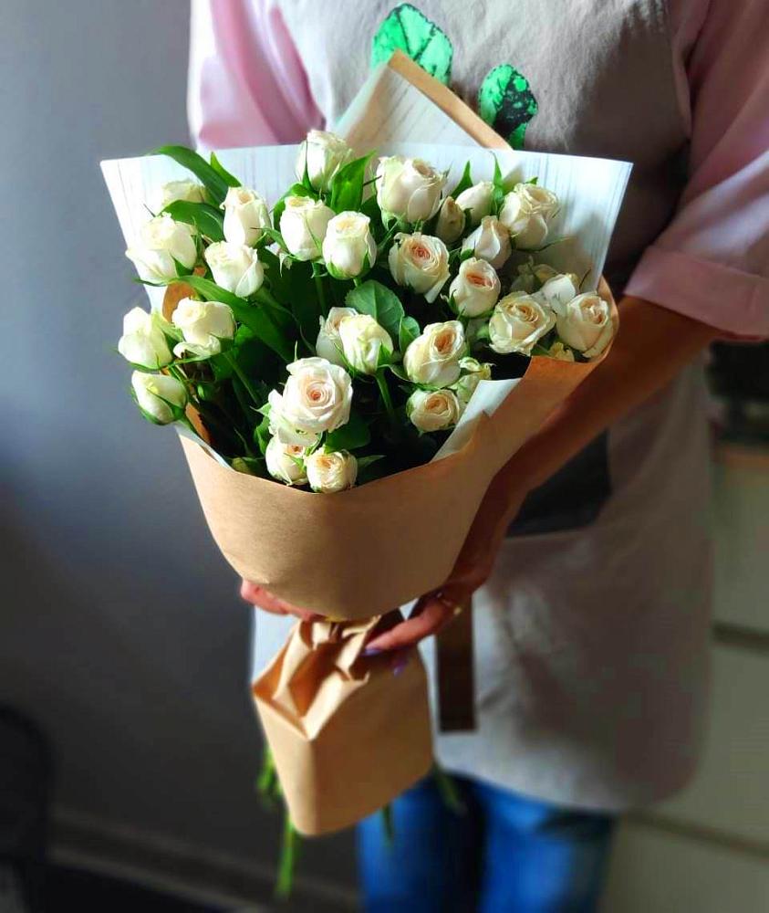 Букет цветов из: Розы в Сандово