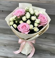 Букет цветов из:  Розы в Сандово