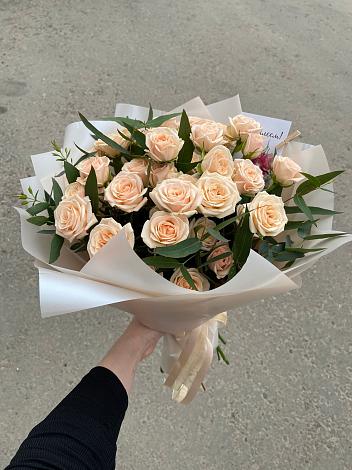 Букет Кремовые розы Латте в Сандово