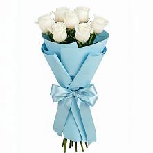 Букет 7 белых роз Проуд в Сандово