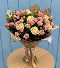 Букет цветов из:  Розы в Сандово