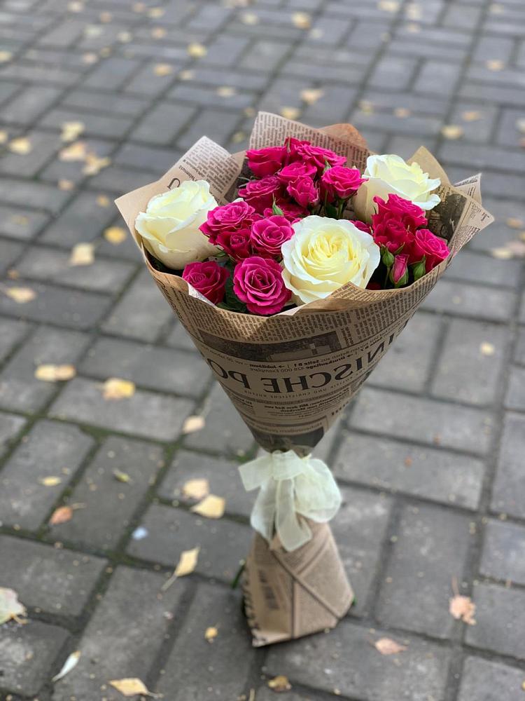 Букет цветов из: Розы в Сандово