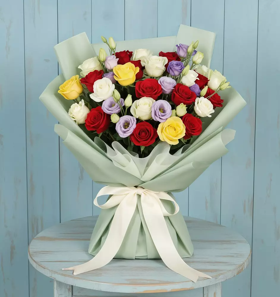 Букет цветов из: Розы в Сандово